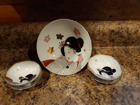 Antique Porcelain Geisha Girl Japanese Bowls Vintage Saki Cups Etsy