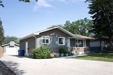 3 Bedroom House For Rent In North Regina On A Quiet Crescent North