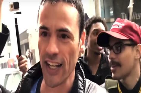 Racist Ny Lawyer Aaron Schlossberg Gets Kicked Out Of His Office Video