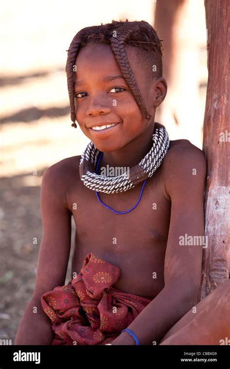 Afrika Namibia Opuwo Porträt Eines Jungen Mädchens Der Himba Kredit