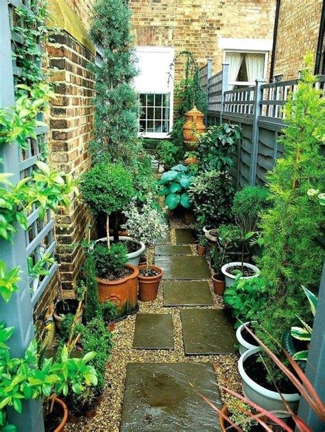 How To Create A Beautiful Small Backyard Small Backyard Landscaping 19