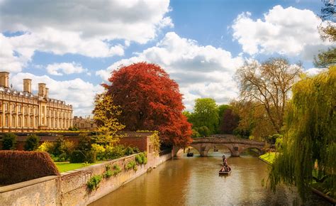 Saesneg yn wlad sy'n rhan o'r y deyrnas unedig. 12 Top Things to Do in Cambridge, England
