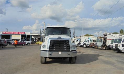 Freightliner 114sd Garbage Trucks In Florida For Sale Used Trucks On