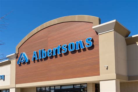 Albertsons Redesigns Open Nature Private Brand Supermarket Perimeter