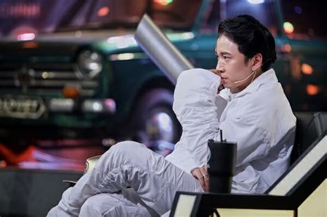 Bác chúc tết đồng bào ở trong nước, và kiều bào ở nước ngoài, chúc các cụ phụ lão, các cháu thanh, thiếu niên và đồng bào ta náo nức hưởng ứng lời kêu gọi của bác. #1 Karik là ai? Sinh năm bao nhiêu? Tên thật, Quê quán