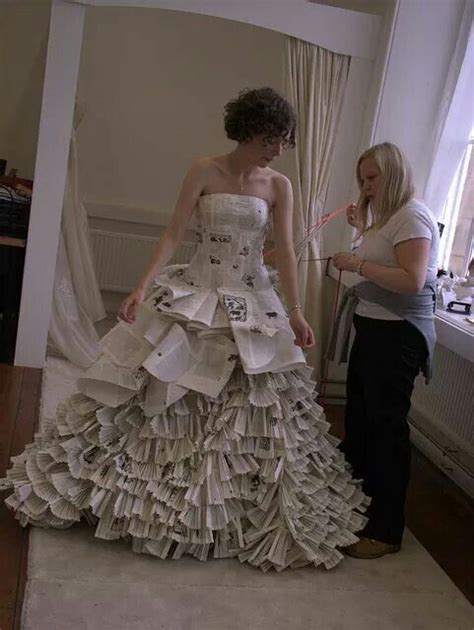 Wedding Newspaper Newspaper Dress Book Dress Dress Card Flower