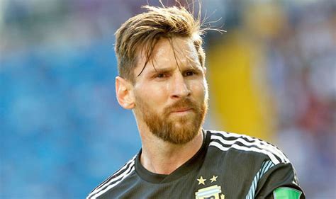 Lionel messi will leave the england international passed his medical earlier today and is now set to link up with pep guardiola's men. Barcelona transfer news: Messi makes shock Liverpool ...