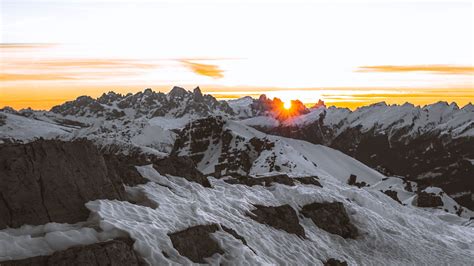 Download Wallpaper 3840x2160 Mountains Snow Sunset