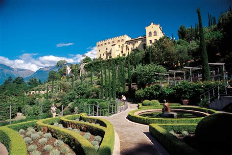 Maybe you would like to learn more about one of these? Branduardi auf Schloss Trautmannsdorf | Schönes Südtirol