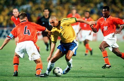 Astro argentino lutava para reerguer carreira e atacante brasileiro jogou primeiros minutos pela seleção no arruda, pouco antes da copa dos eua; Jogos Eternos - Brasil 1×1 Holanda 1998 - Imortais do Futebol