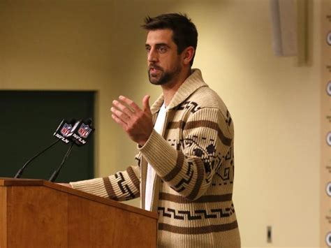 Aaron Rodgers Dresses As The Dude From The Big Lebowski Ny Daily News