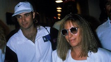 Lange Haare, schrille Outfits und Barbra Streisand: Andre Agassi in ...