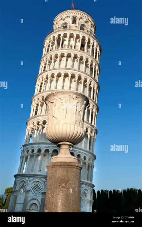 Leaning Tower Of Pisa Stock Photo Alamy