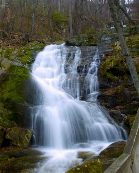 I love cities, history and architecture, but the most memorable aspects of the region for me are the unique and varied natural wonders. 8 Easy-To-Access Natural Wonders In Virginia