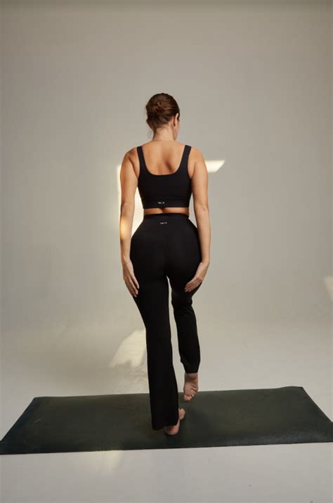 Dayflex High Waisted Flared Yoga Pants Shadow Black Tala