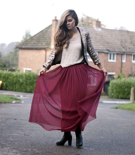 20 Different Ways To Wear A Maxi Skirt Styles Weekly