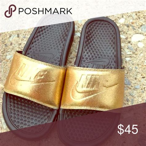 Custom Gold Nike Slides These Are Customized Nike Slides And Are Made
