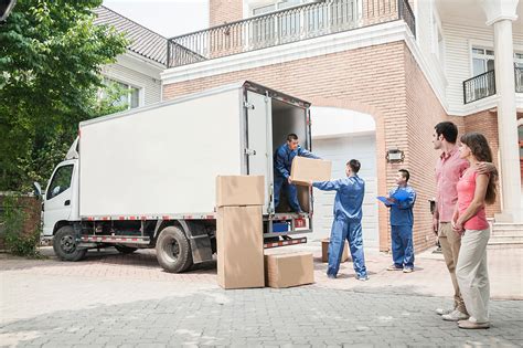 Why Hire Commercial Moving Company For Your Business Relocation
