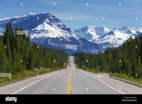 Icefields Parkway Highway 93 In The Jasper National Park Alberta