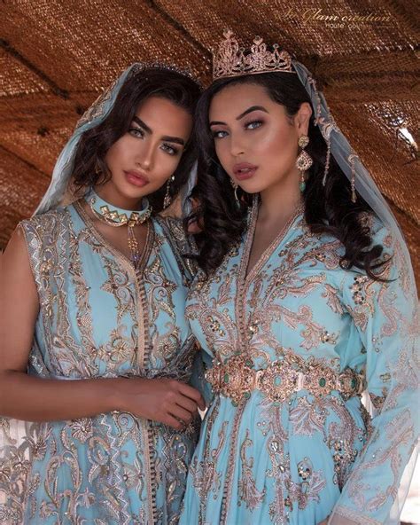 La Beauté Marocaine In 2020 Moroccan Fashion Moroccan Dress Fashion
