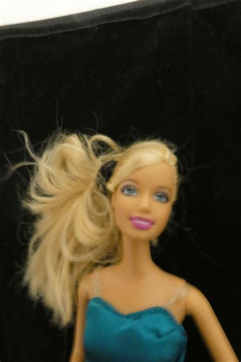 20051999 Blonde Barbie Articulated Knees Ebay