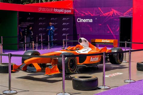 Ferrari's charles leclerc takes pole position from lewis hamilton and max verstappen in a thrilling qualifying session at the azerbaijan grand prix. Formule 1, Grand Prix Van Europa, Baku 2016 Redactionele ...