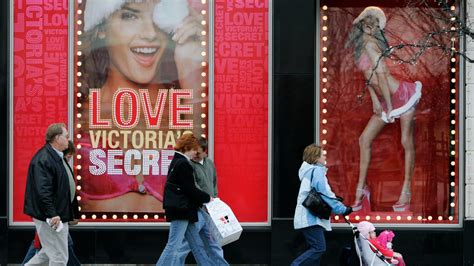 victoria s secret ceo jan singer exits in the brand s latest blow
