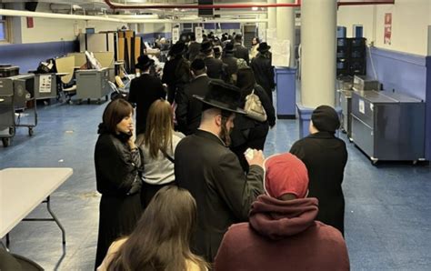 Jews Vote Massive Turnout At Polling Stations In Boro Park The
