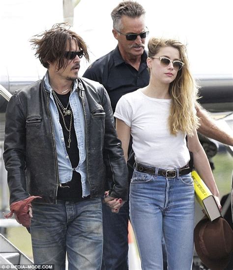 Johnny Depp And Amber Heards Jet Searched Daily Mail Online