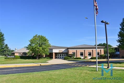 Davis Elementary School St Charles Illinois June 2018 St