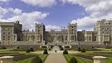 ¿Cómo es el interior de los millonarios castillos de la reina Isabel II?