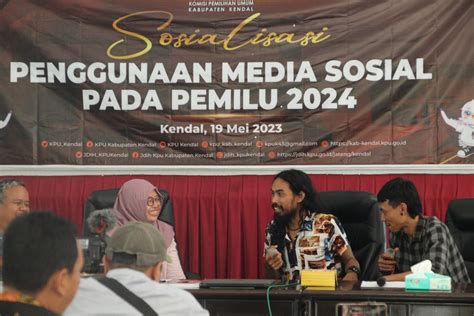 Menuju Pemilu 2024 KPU Kabupaten Kendal Menggunakan Media Sosial