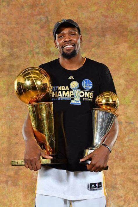 He Finally Receives His Ring And Championship 2017 Nba Champions And