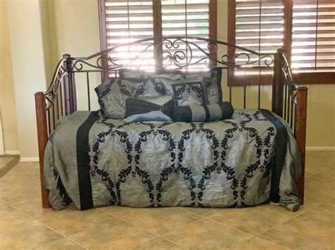 Check out the current deals and sealy mattress sales. Twin day bed with Sealy mattress for Sale in Palmdale, CA ...