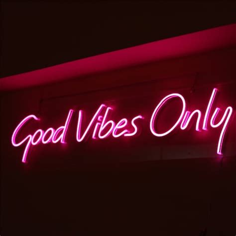 Good Vibes Only Custom Led Neon Sign Wedding Decor Wall Decor Etsy