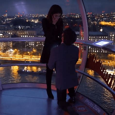 Proposing On The London Eye The Proposers Proposing On The London
