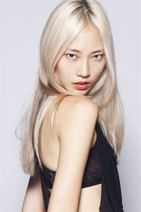 korean model soo joo known for her platinum blonde locks blonde asian asian hair white blonde