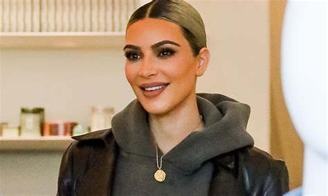 Kim Kardashians Surrogate Makes A Surprise Appearance On Kuwtk