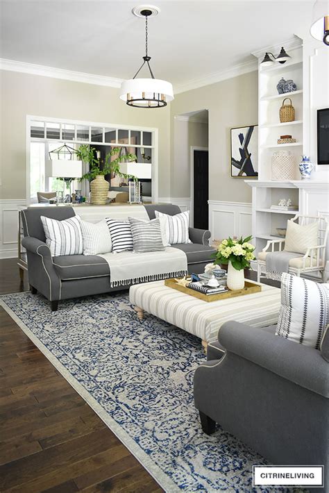 Creative bath décor will absolutely change the way you think of this key area of your home, whether you're building, remodeling, or just dreaming. SUMMER LIVING ROOM WITH CALMING NEUTRAL PALETTE
