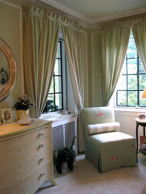 Custom window treatments make your living room or bedroom snazzier, thanks to this exquisite set of window curtains and 2 decoratice baskets. 152 best images about Curtains that looks good on ...