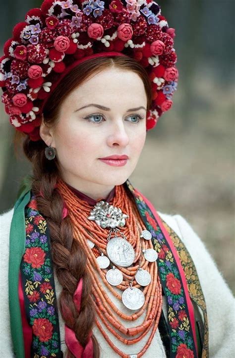embedded image folk fashion ukrainian beauty national costumes