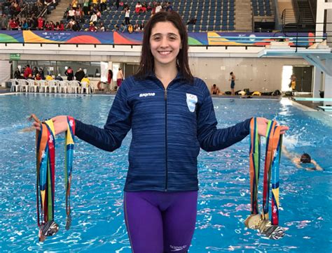 Delfina pignatiello (born 19 april 2000) is an argentine swimmer. DELFINA PIGNATIELLO, CADA VEZ MÁS GRANDE... - San Isidro ...