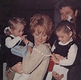 Barbara Michelle Wolff: Facts About Petula Clark's Daughter - Dicy Trends