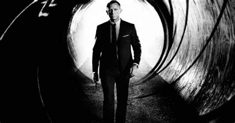 Skyfall Teaser Trailer Is Enough To Make You Book Your Tickets For The