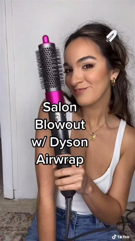 Dyson Airwrap Tutorial Video Hair Tutorial Blowout Hair Blowout Hair Tutorial