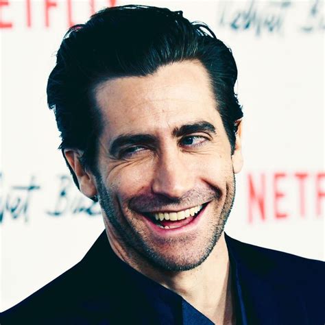 Gyllenhaal was born in los angeles, california, the son of director stephen gyllenhaal and. Does Jake Gyllenhaal Constantly Frame Photos of Himself?