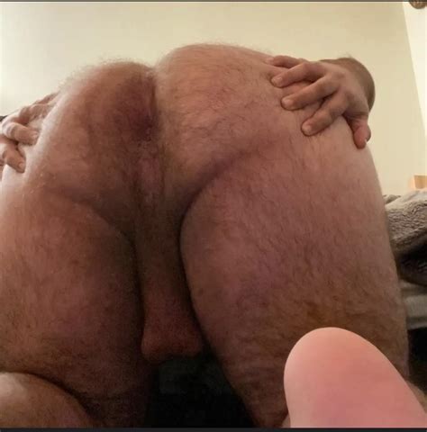 I Need Some Help In Stretching My Asshole Out Anyone Here Who Can Help