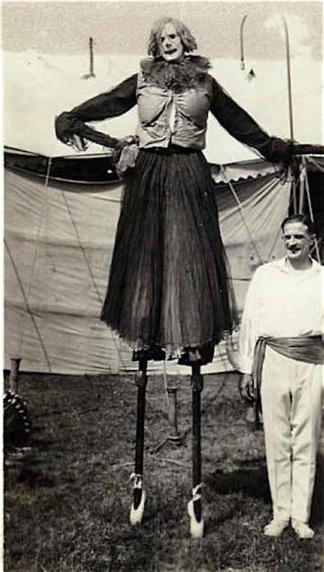 Clown On Stilts The Way They Used To Bring It Roldschoolcreepy