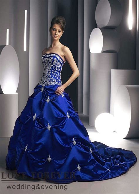 Morning dress is the royal wedding dress code referring to formal dress for daytime functions. Beautiful Royal Blue Wedding Dresses - Sang Maestro