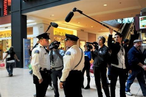 Reality Tv Finds Mall Of America Security Officers Grand Forks Herald Grand Forks East